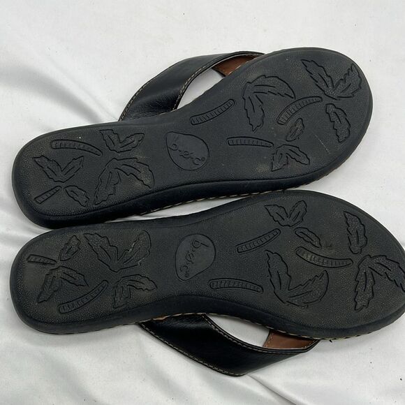 Black Leather b.o.c. Thong Sandals - Picture 3 of 5